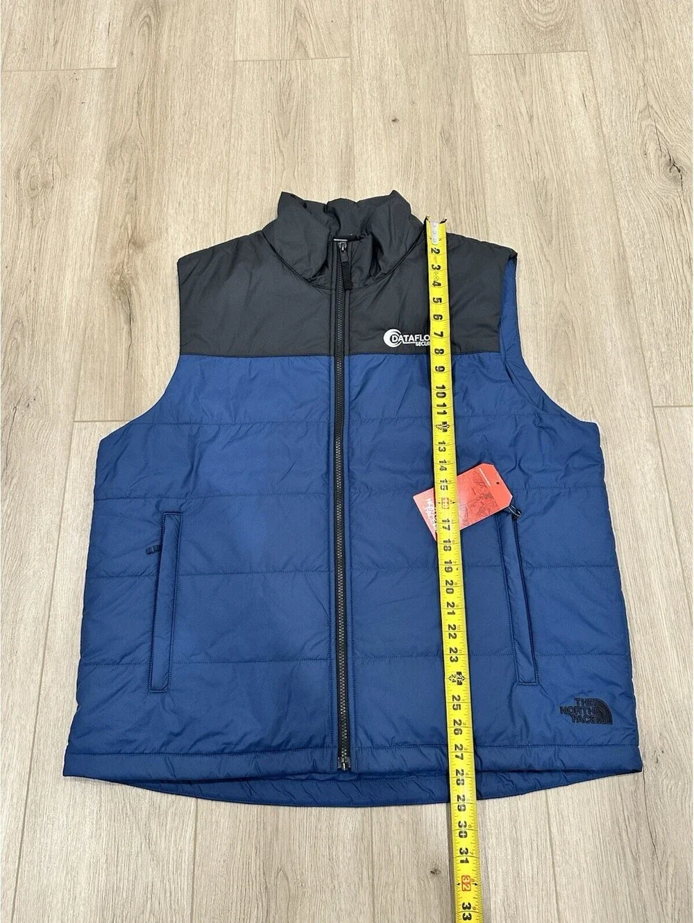 NWT The North Face Everyday Insulated Vest Black Blue Men’s Sz XL Puffer Style